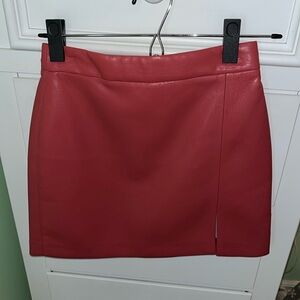 Aritzia size 00 barbie pink leather skirt!